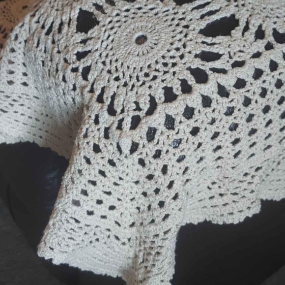 Tablecloth - Picture 2 of 4